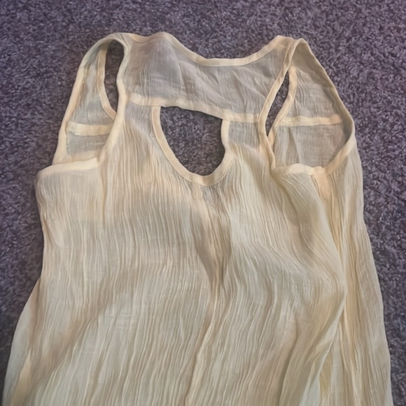 Lot of summer tops - Picture 6 of 8